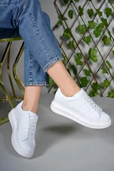 Kadın Beyaz Kalın Yüksek Taban Hafif Günlük Yürüyüş Spor Ayakkabısı ve Sneaker 2
