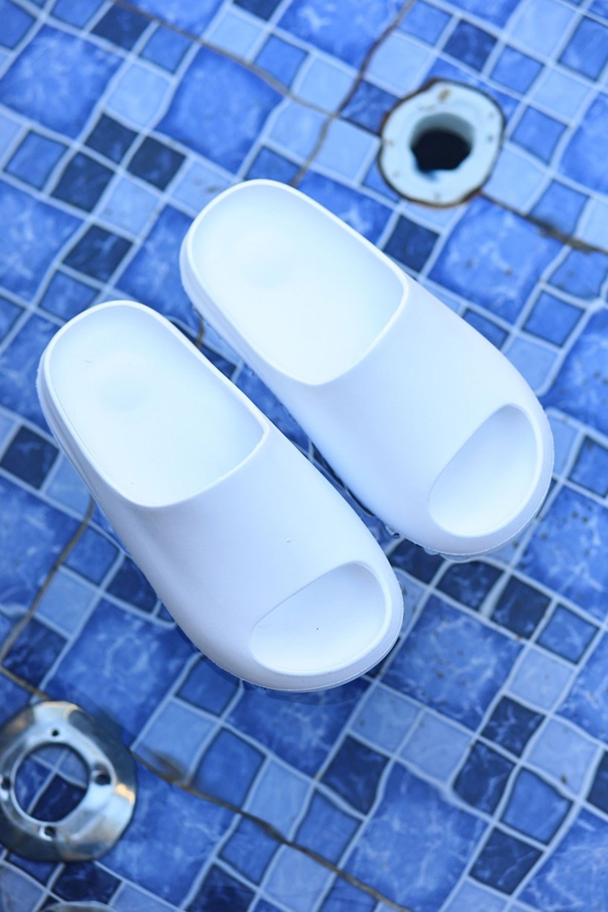 EVA Unisex Kadın Erkek Beyaz Sabo Günlük Rahat Balkon Bahçe Havuz Plaj Terliği 3