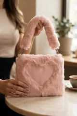 Pembe Peluş Kalp Desenli Kare Kadın El Çantası 5