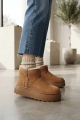 Taba İçi Kürklü Kısa Soğuğa Dayanıklı Süet Kadın Bot & Bootie 3