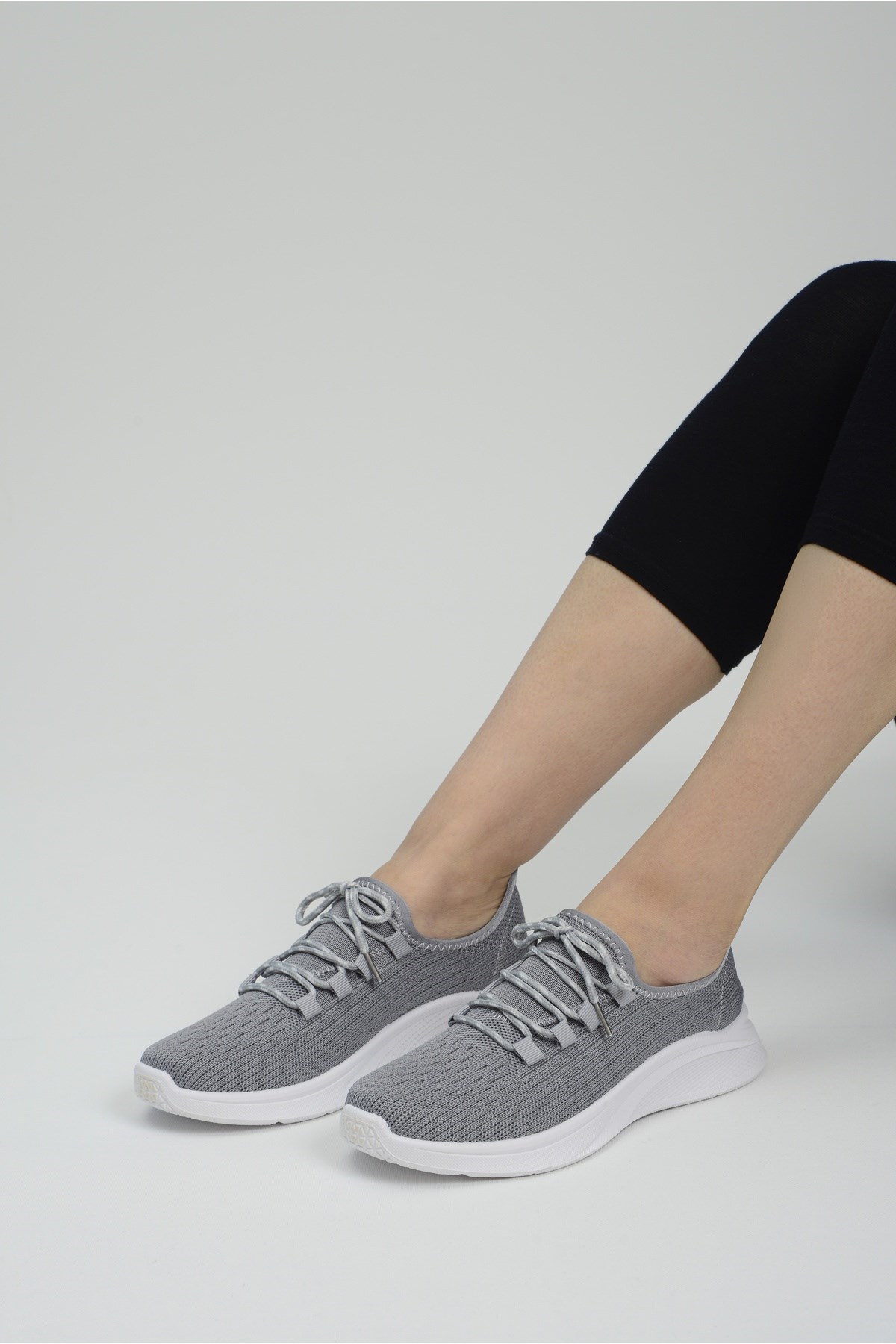 Gri Fileli Yazlık Günlük Kadın Spor Ayakkabı Sneaker 3