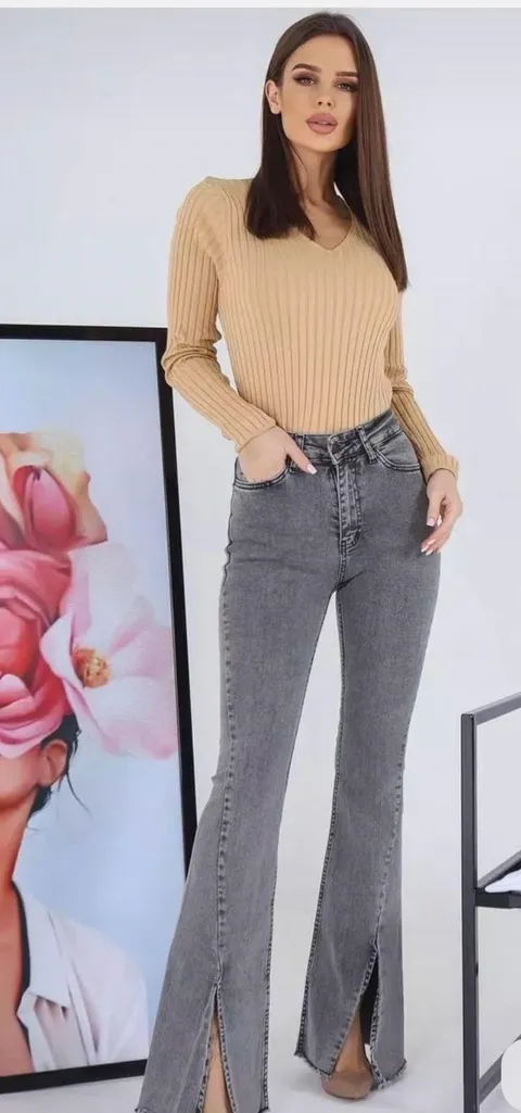 Gri Yüksek Bel Yırtmaçlı Kadın İspanyol Paça Jean Pantolon