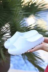 EVA Unisex Kadın Erkek Beyaz Sabo Günlük Rahat Balkon Bahçe Havuz Plaj Terliği 2