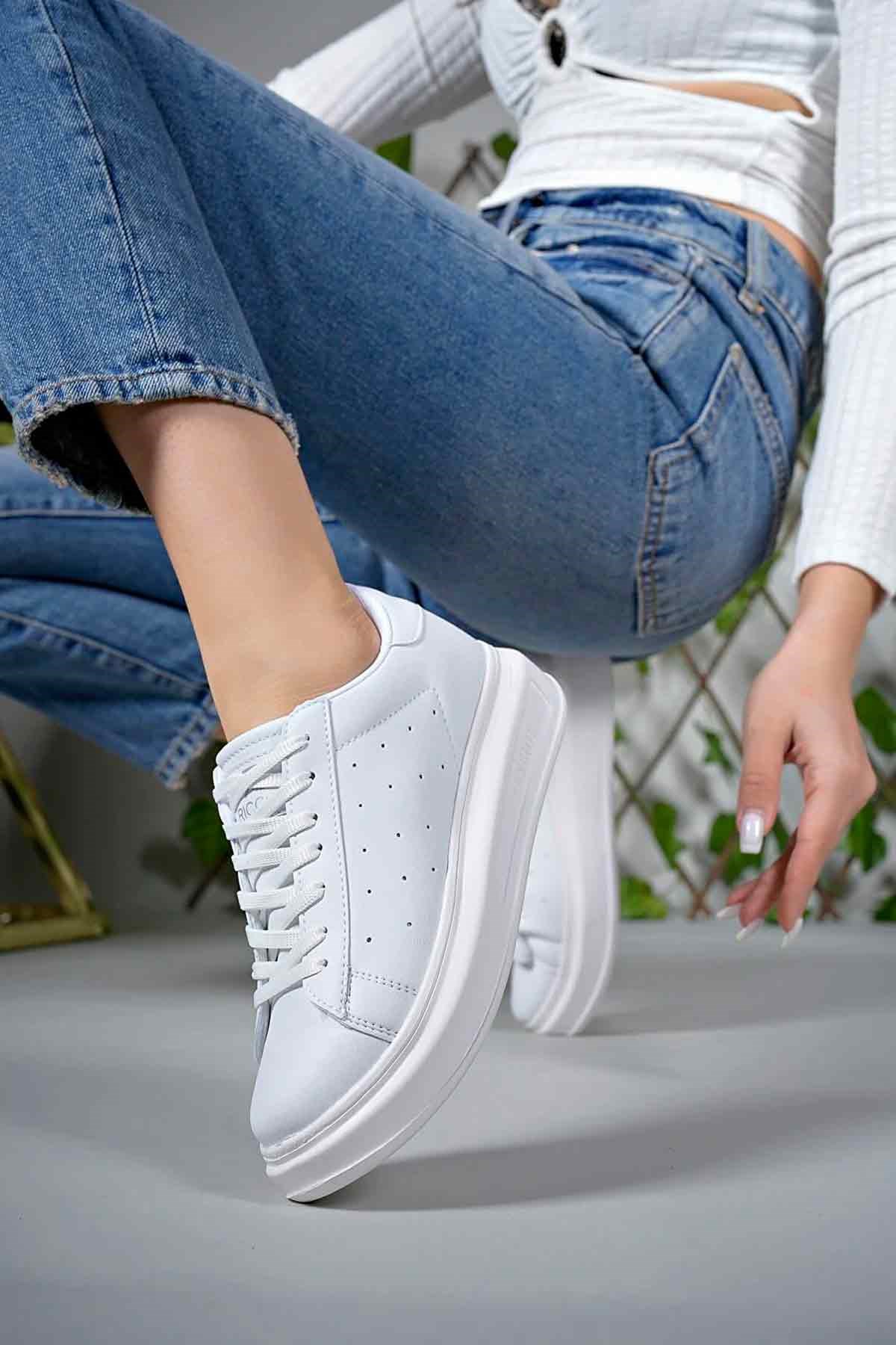 Kadın Beyaz Kalın Yüksek Taban Hafif Günlük Yürüyüş Spor Ayakkabısı ve Sneaker 3