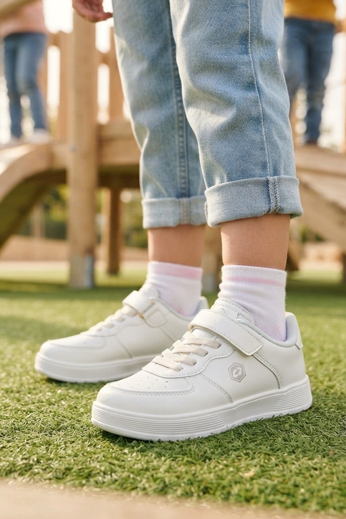 Beyaz Cırtlı Bağcıklı Konforlu Unisex Çocuk Sneaker Günlük Spor Ayakkabı 2