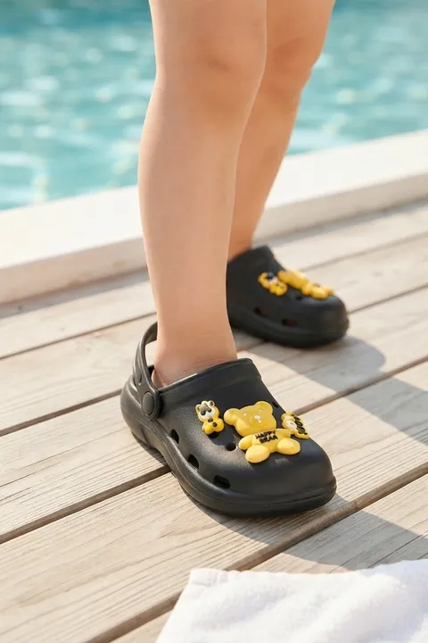 Siyah Sarı Ayıcıklı Kreş Sahil Plaj Havuz Terliği Unisex Çocuk Terlik & Sandalet