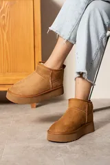 Taba İçi Kürklü Kalın Taban Bilekte Kısa Soğuğa Dayanıklı Süet Kadın Bot & Bootie